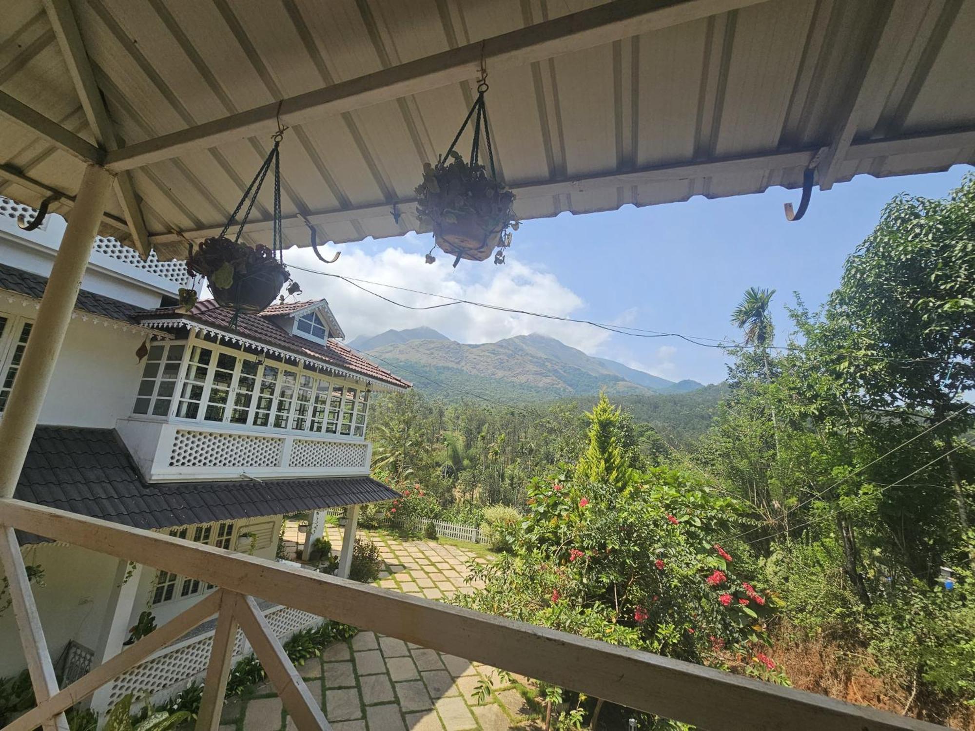 Padikkal Bungalow Vythiri Bagian luar foto