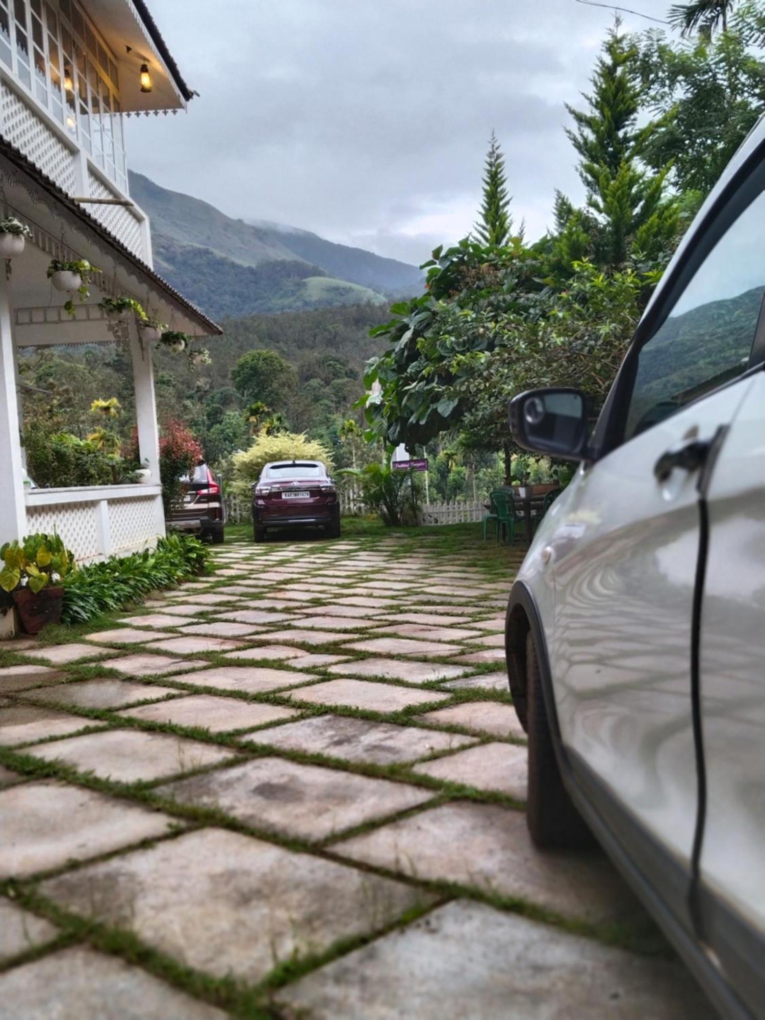 Padikkal Bungalow Vythiri Bagian luar foto
